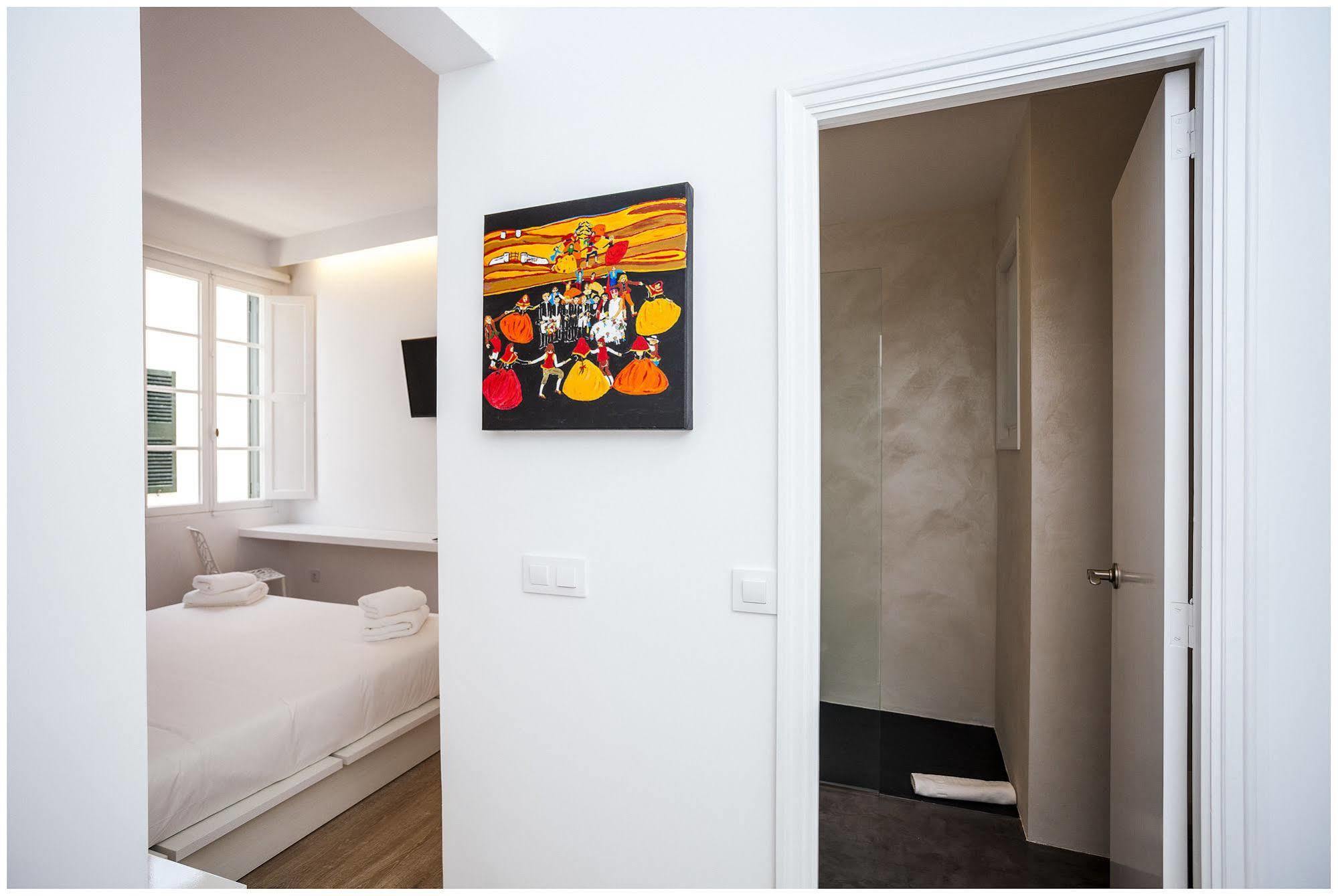 סיוטאדלה Cheap & Chic Hotel מראה חיצוני תמונה